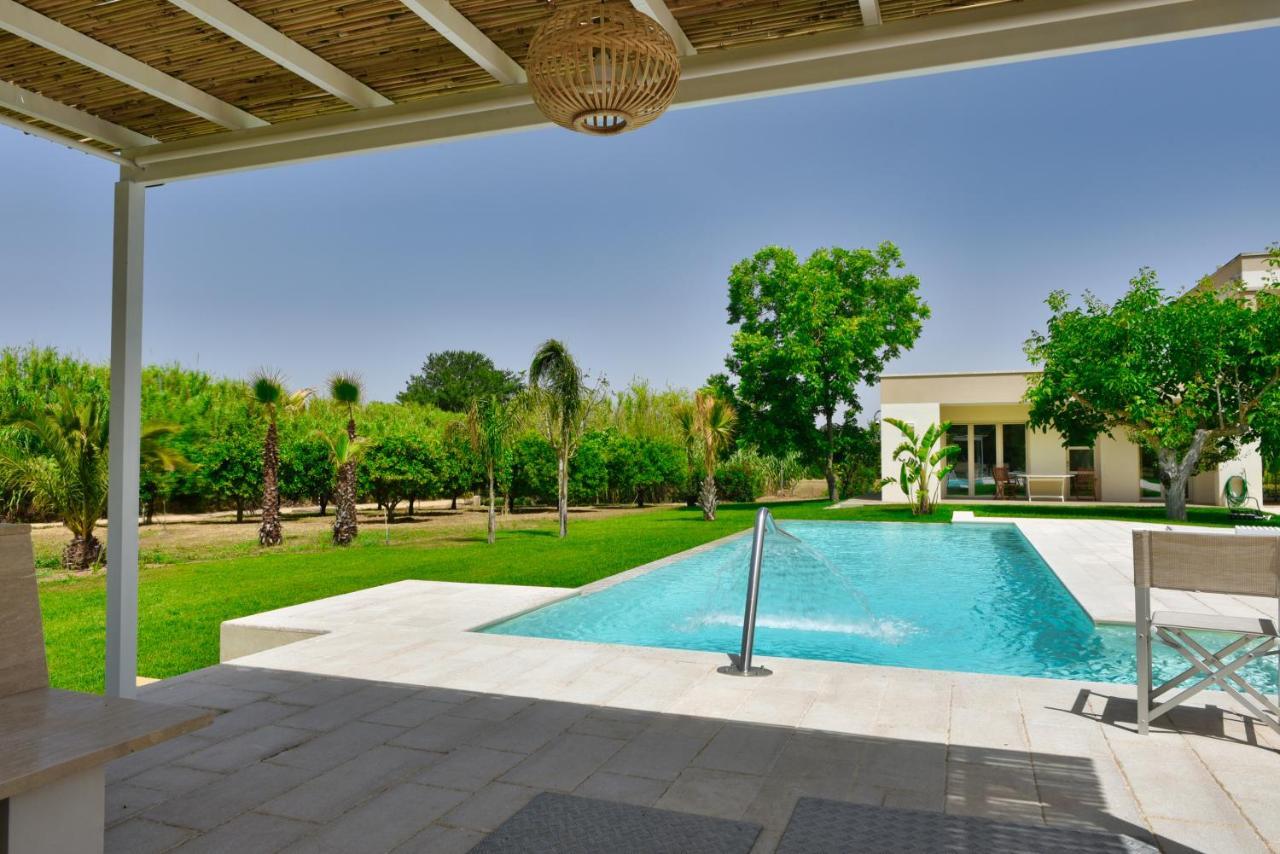 Villa Sirgole Rosa With Pool, Galatina Cutrofiano Ngoại thất bức ảnh