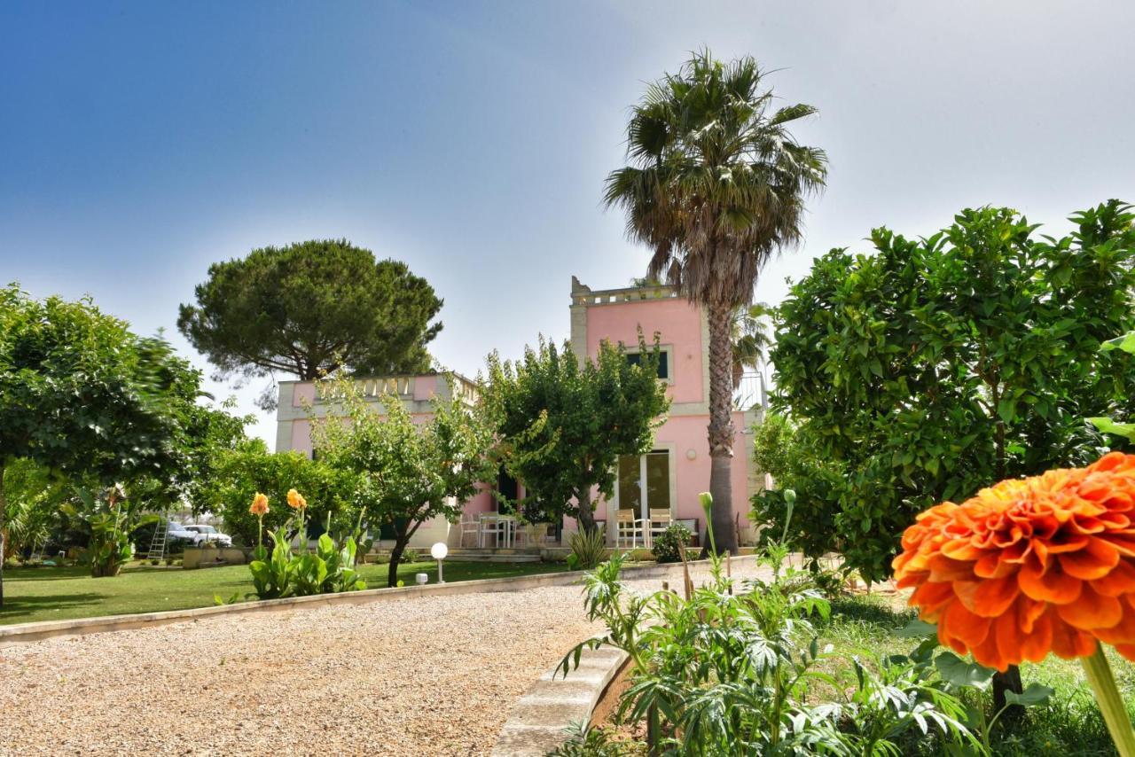 Villa Sirgole Rosa With Pool, Galatina Cutrofiano Ngoại thất bức ảnh