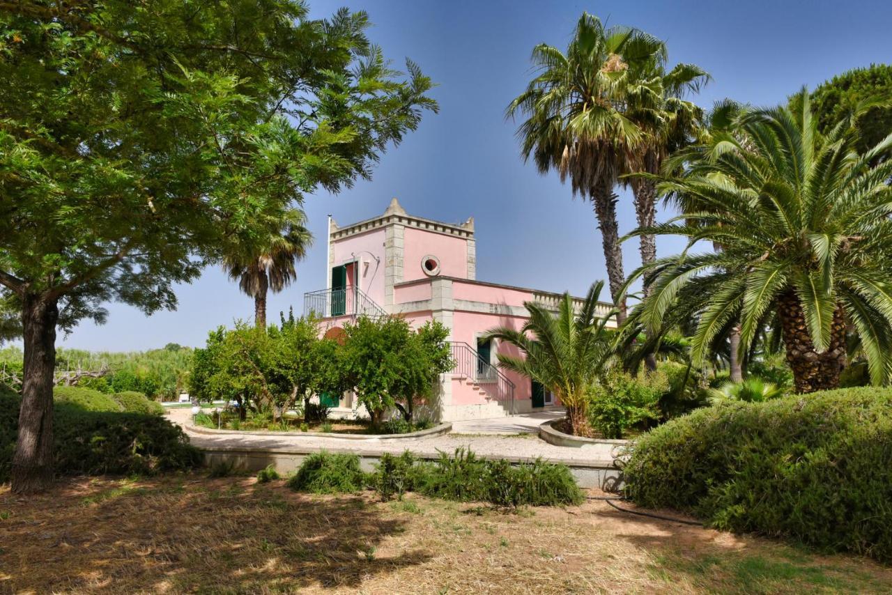 Villa Sirgole Rosa With Pool, Galatina Cutrofiano Ngoại thất bức ảnh