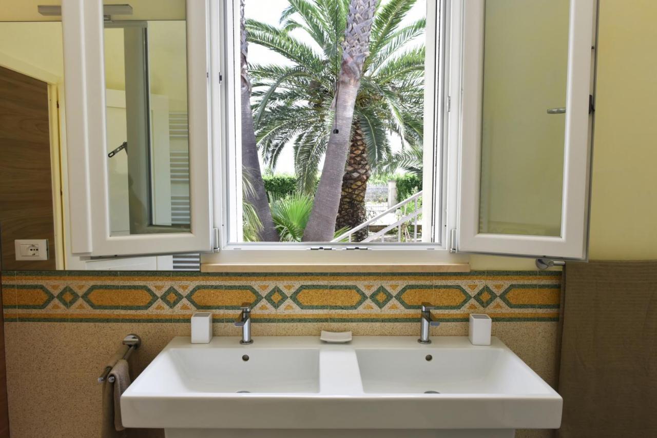 Villa Sirgole Rosa With Pool, Galatina Cutrofiano Ngoại thất bức ảnh